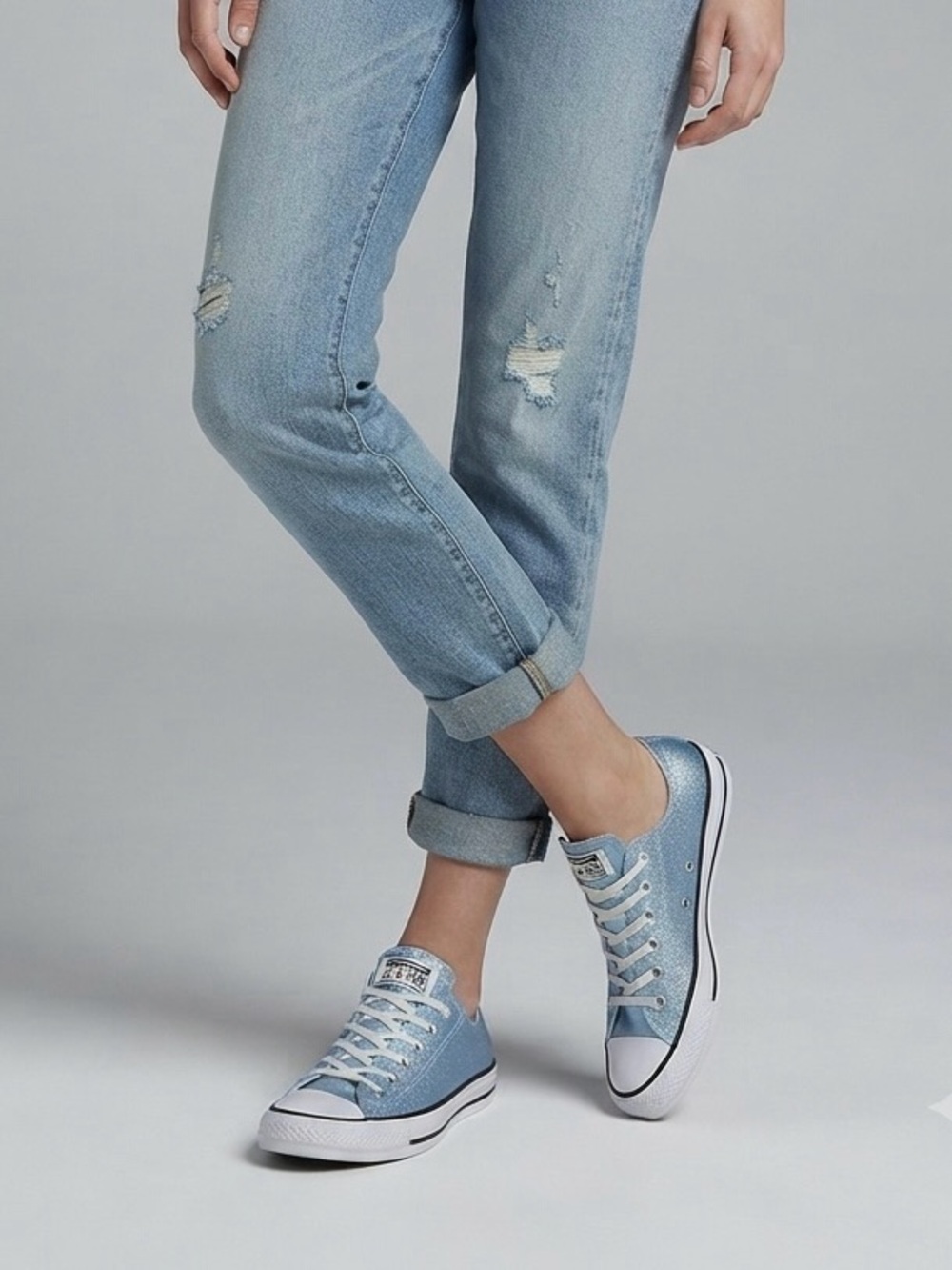 Converse All Star Low Top Sneakers in Light Blue - a little sparkle💙 - Picture 2 of 9